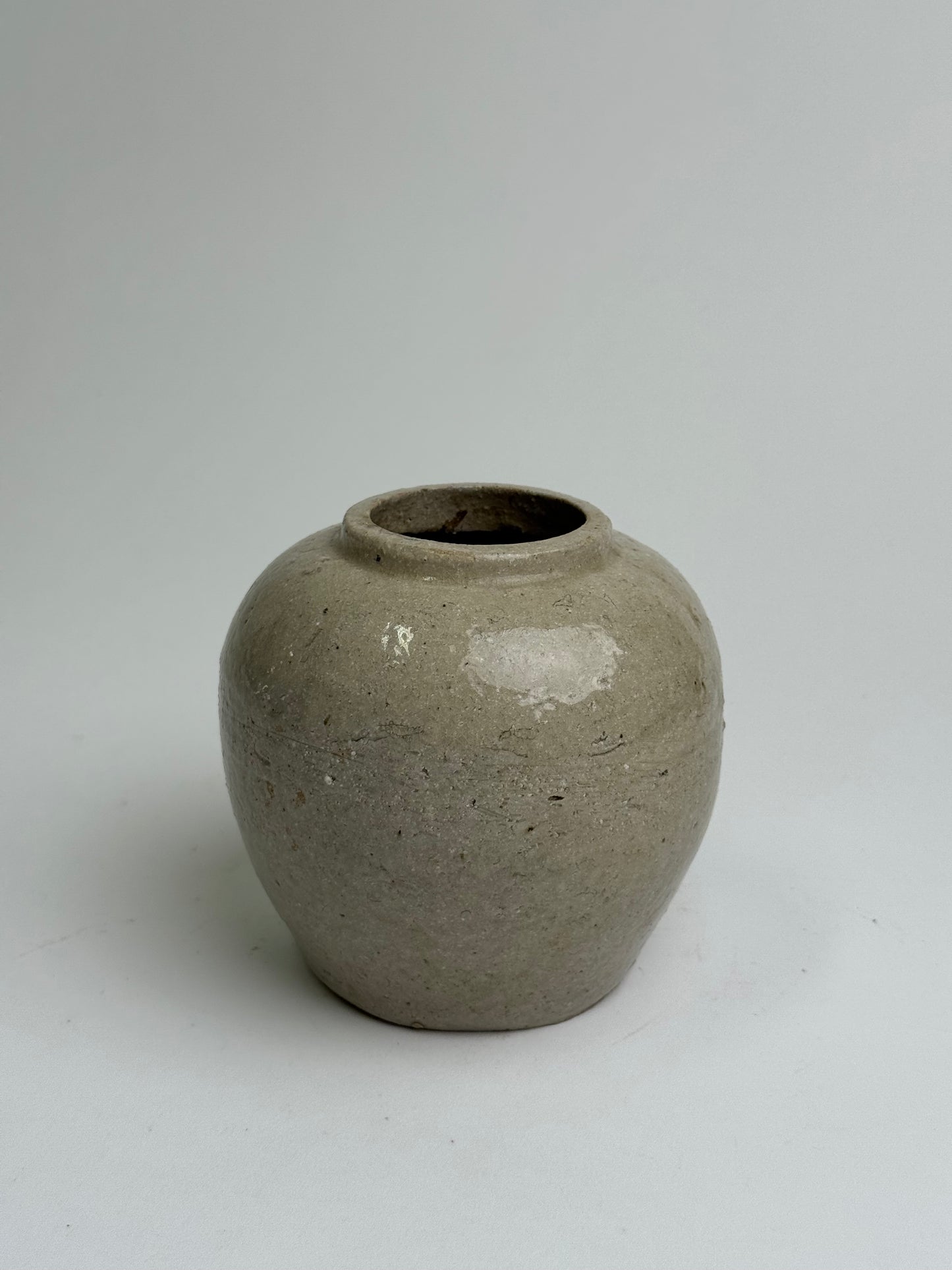 Oatmeal Glaze Antique Ginger Jar