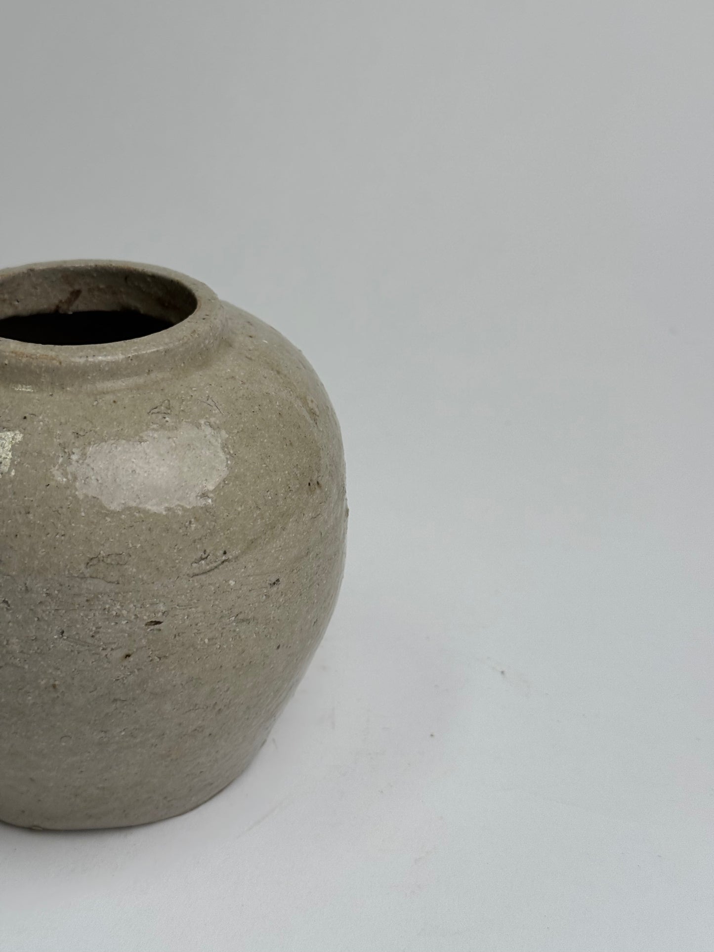 Oatmeal Glaze Antique Ginger Jar