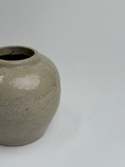 Oatmeal Glaze Antique Ginger Jar