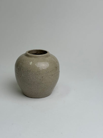 Oatmeal Glaze Antique Ginger Jar