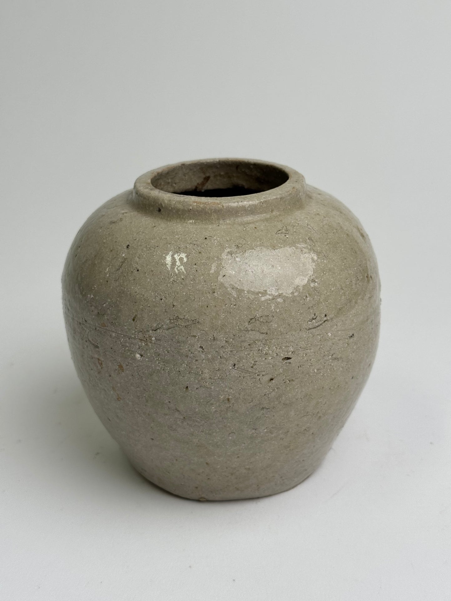 Oatmeal Glaze Antique Ginger Jar