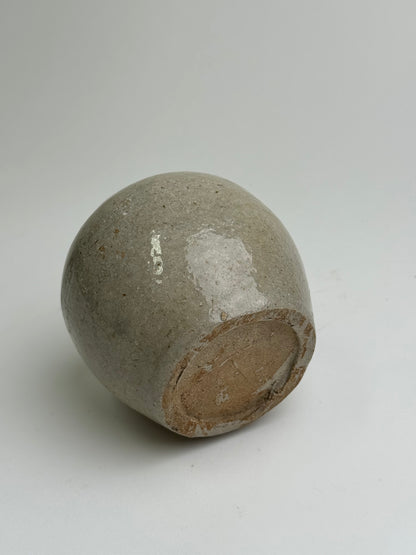 Oatmeal Glaze Antique Ginger Jar