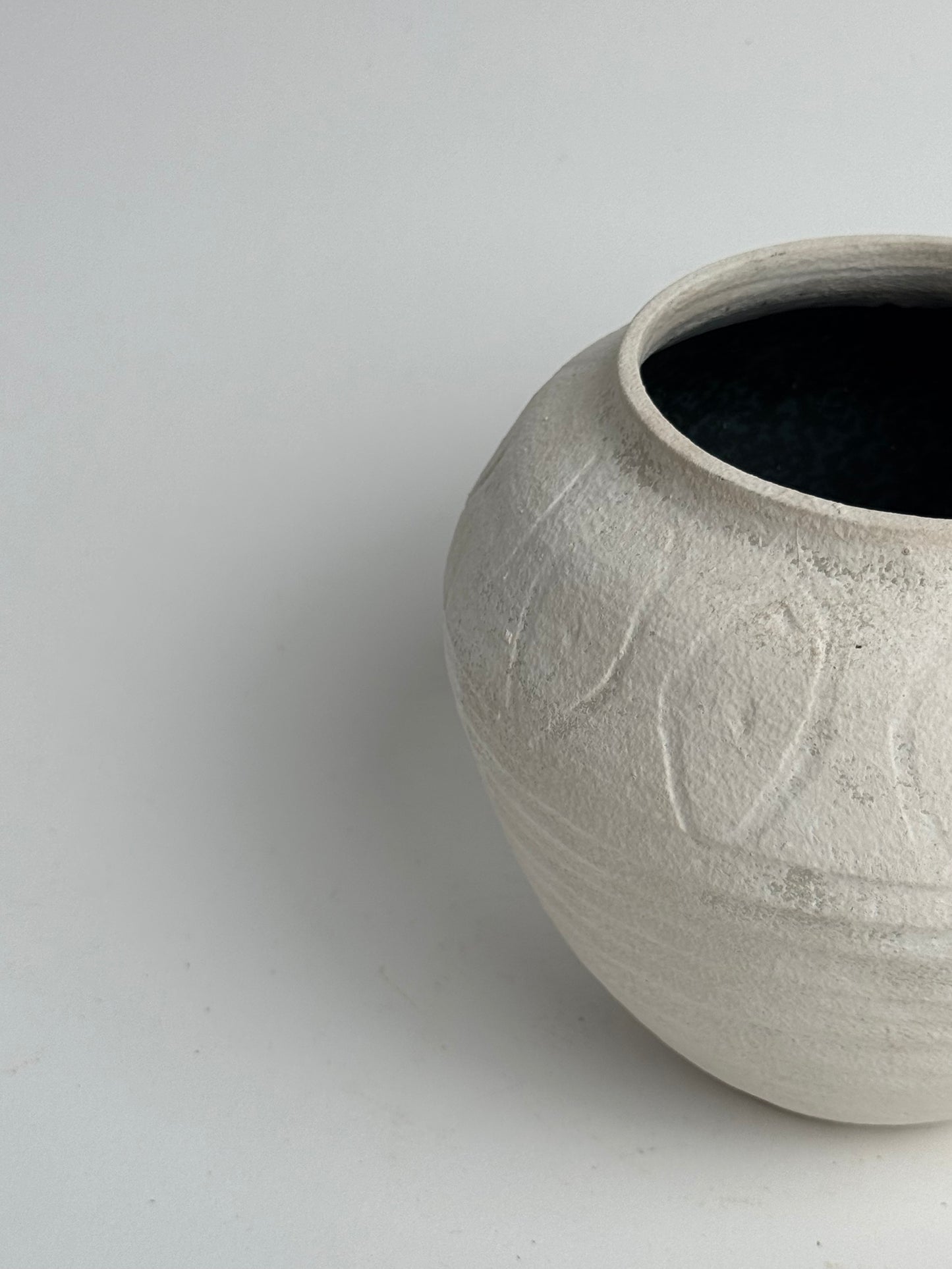 Up-Cycled | Round Neutral Tapered Pattern Vase