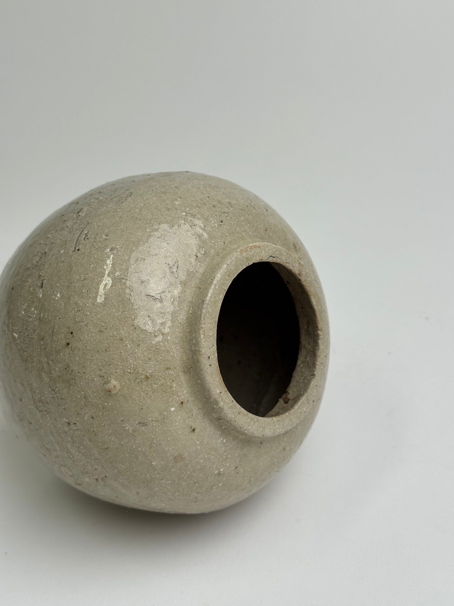 Oatmeal Glaze Antique Ginger Jar