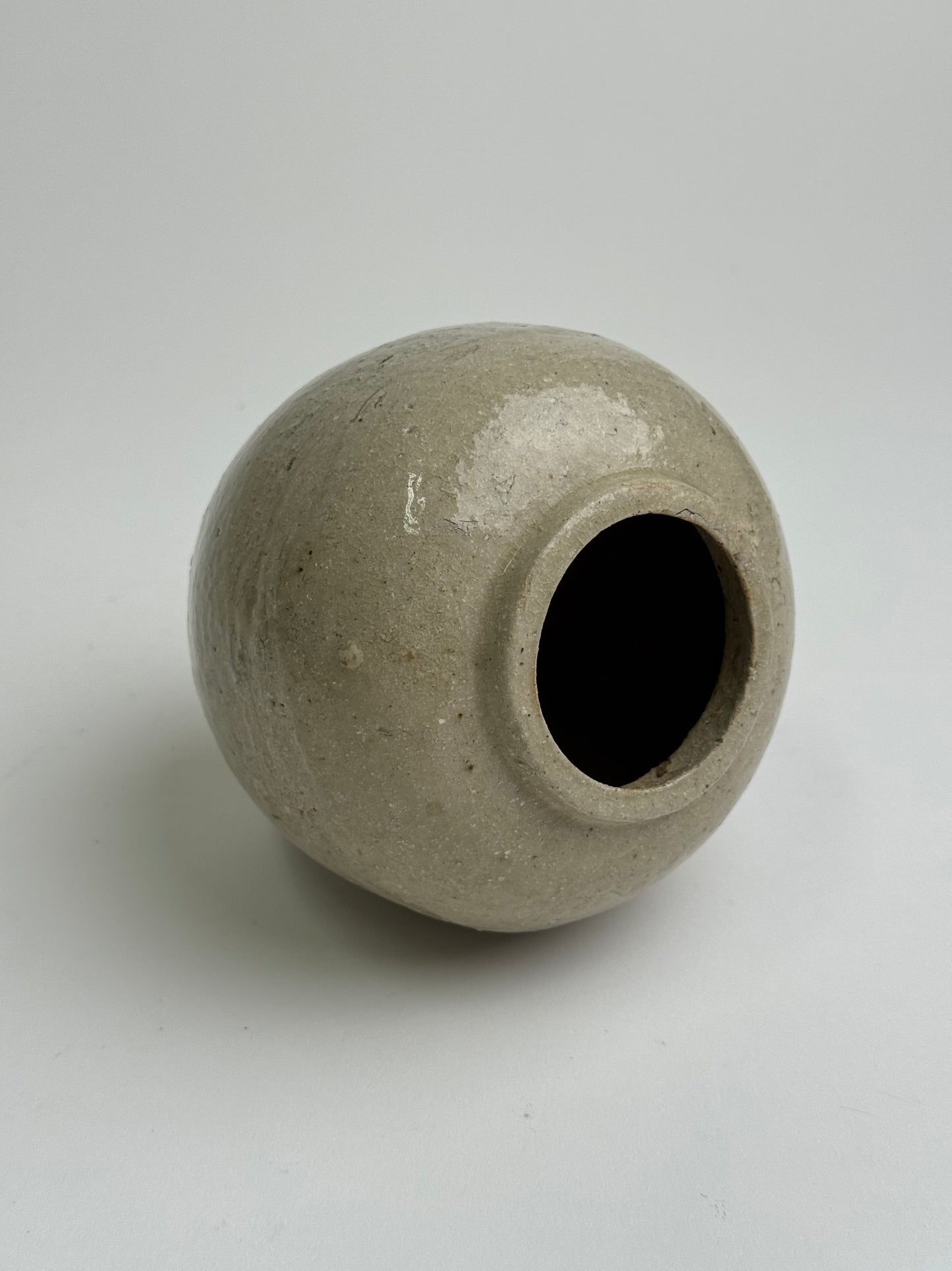 Oatmeal Glaze Antique Ginger Jar