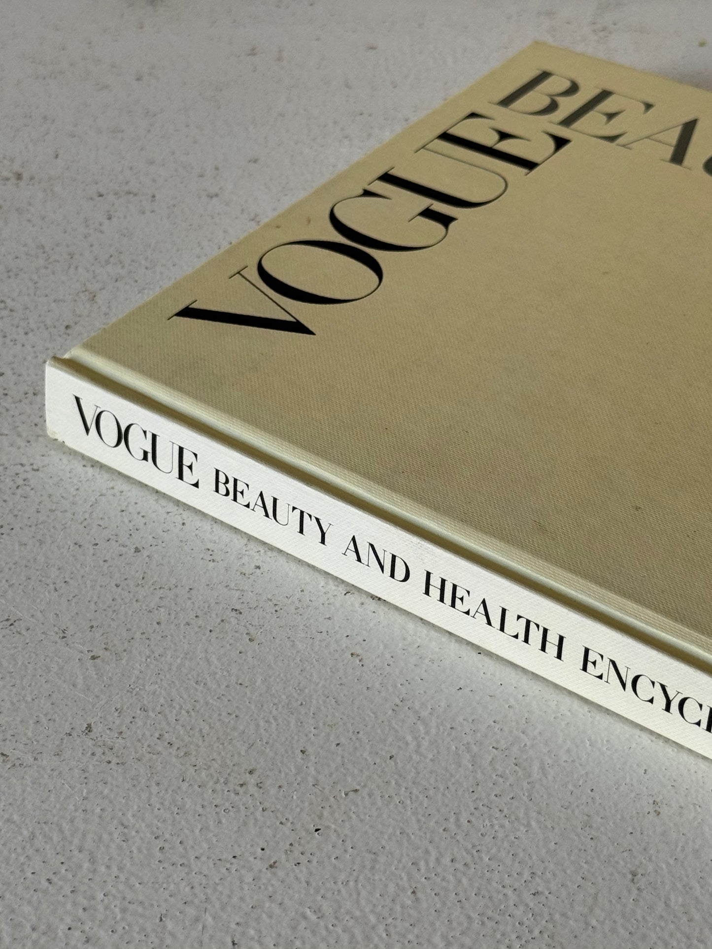 'VOGUE Beauty and Health Encyclopedia' Book