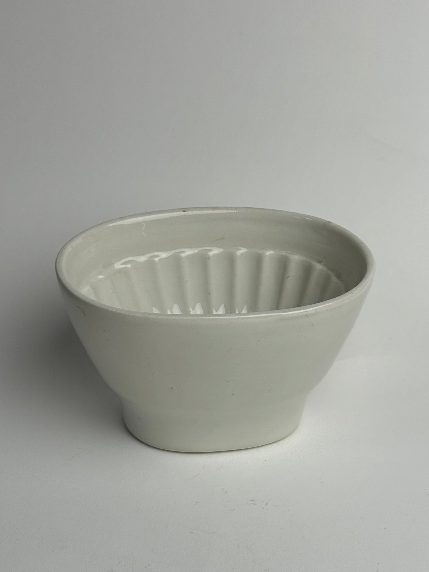 Vintage White Jelly Mould