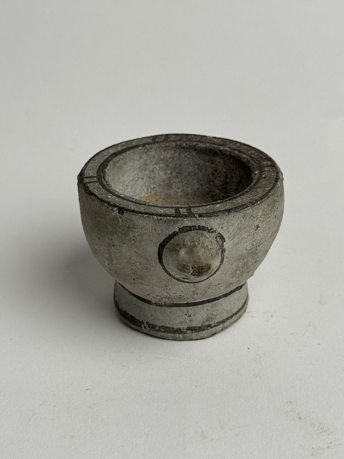 Miniature Chalky Grey Mortar