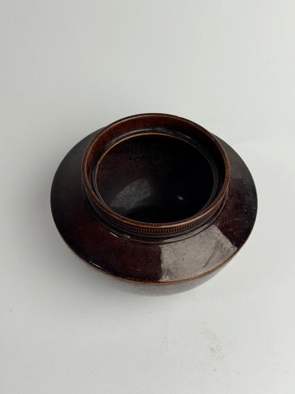 Deep Brown Vintage Tapered Pot