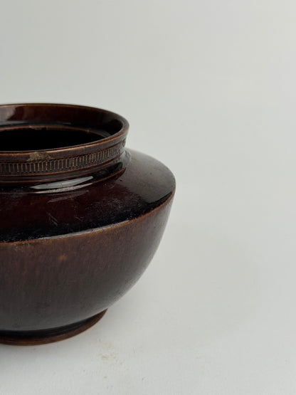 Deep Brown Vintage Tapered Pot