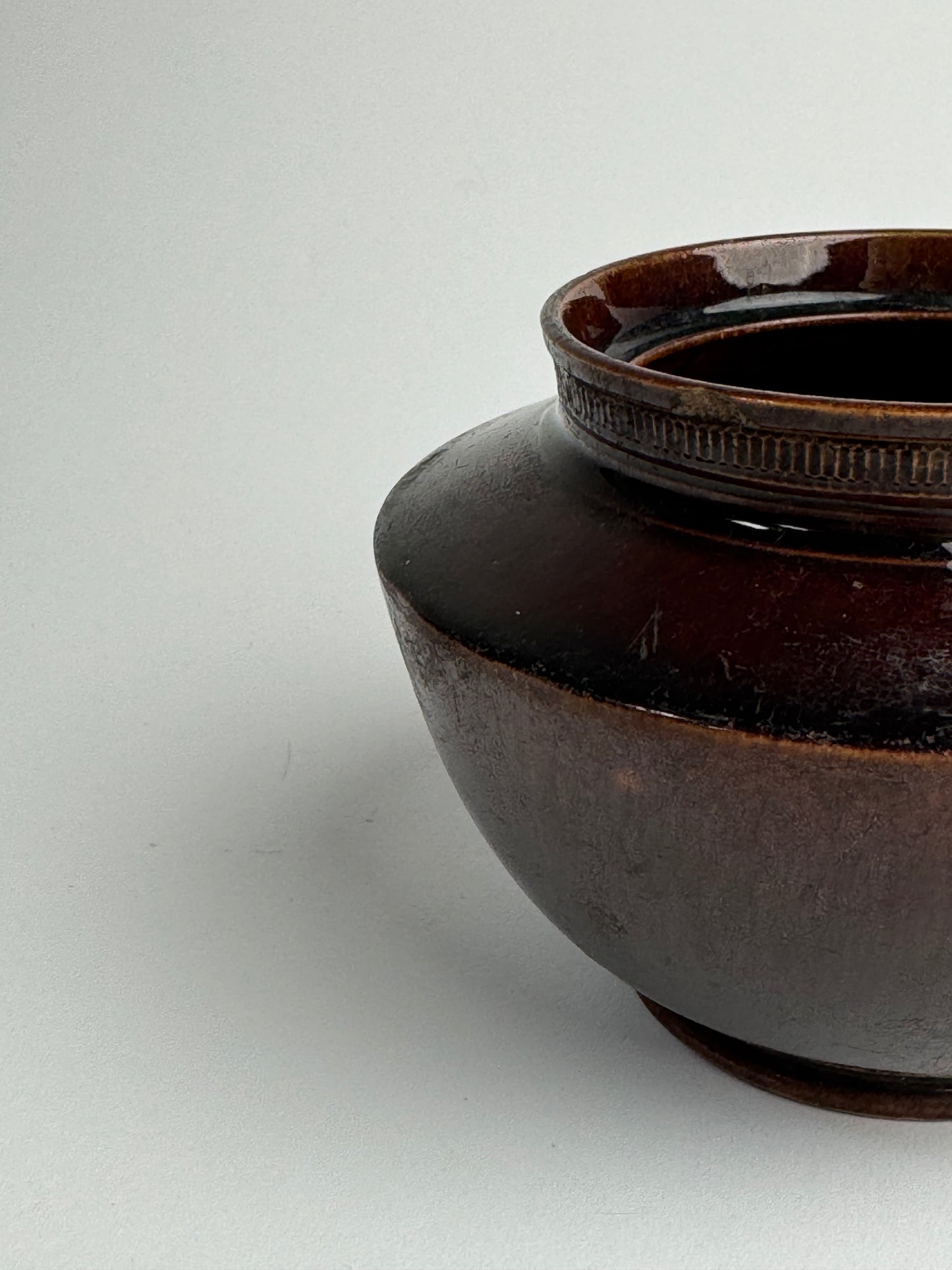 Deep Brown Vintage Tapered Pot