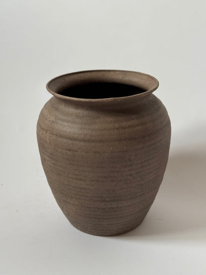 Up-Cycled | Warm Earthy Brown RIbbed Rounded Pot