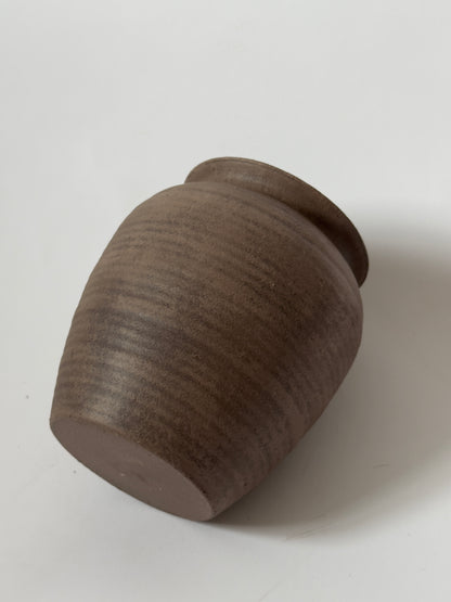 Up-Cycled | Warm Earthy Brown RIbbed Rounded Pot