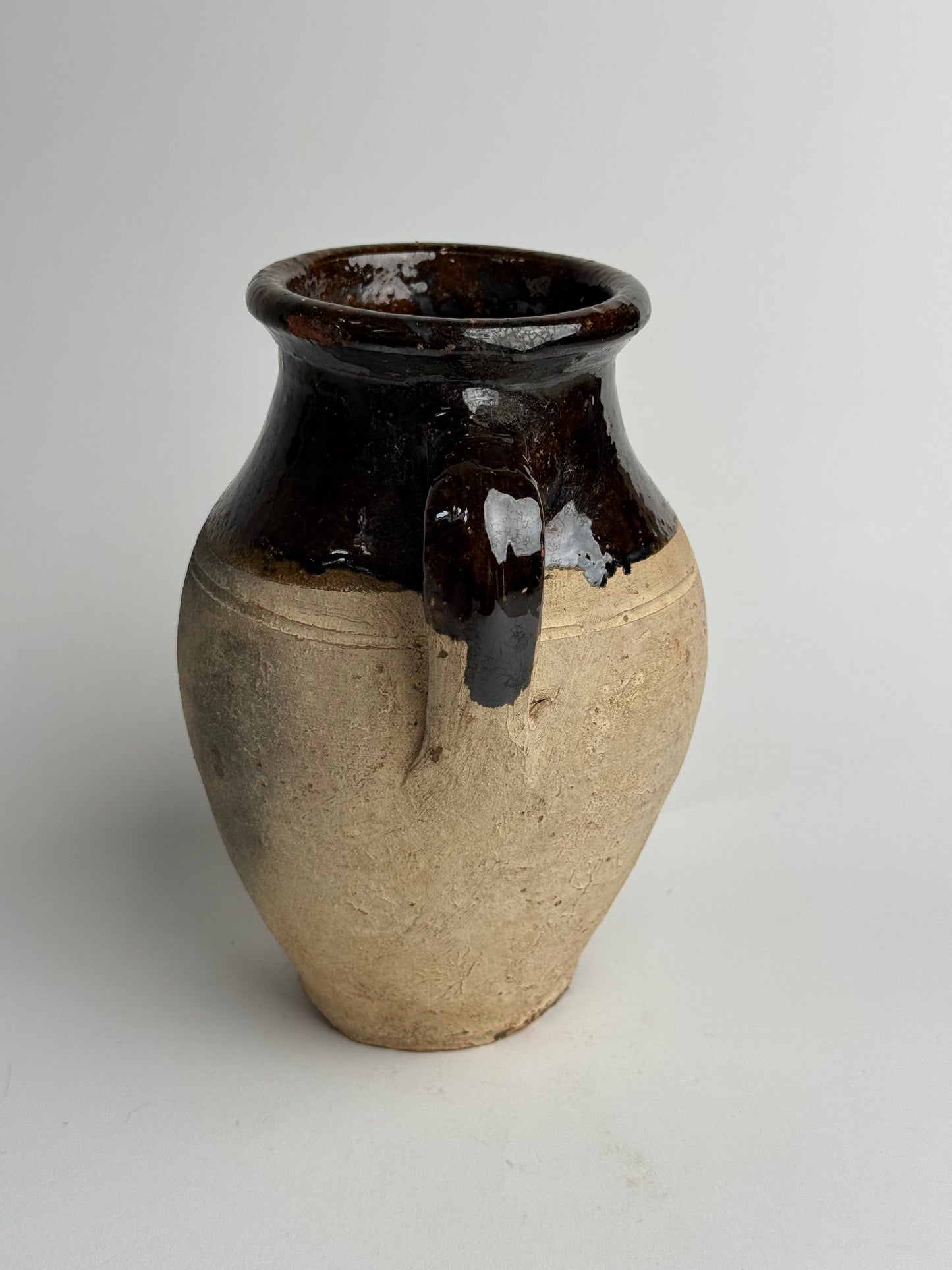 Two Toned Brown Turkish Vessel