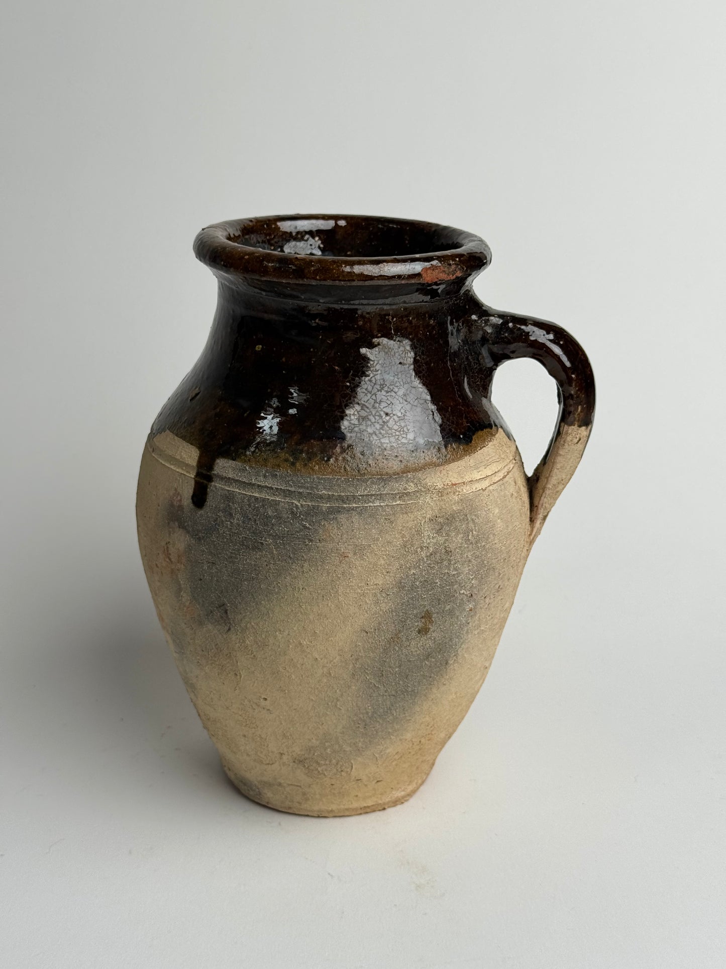 Two Toned Brown Turkish Vessel