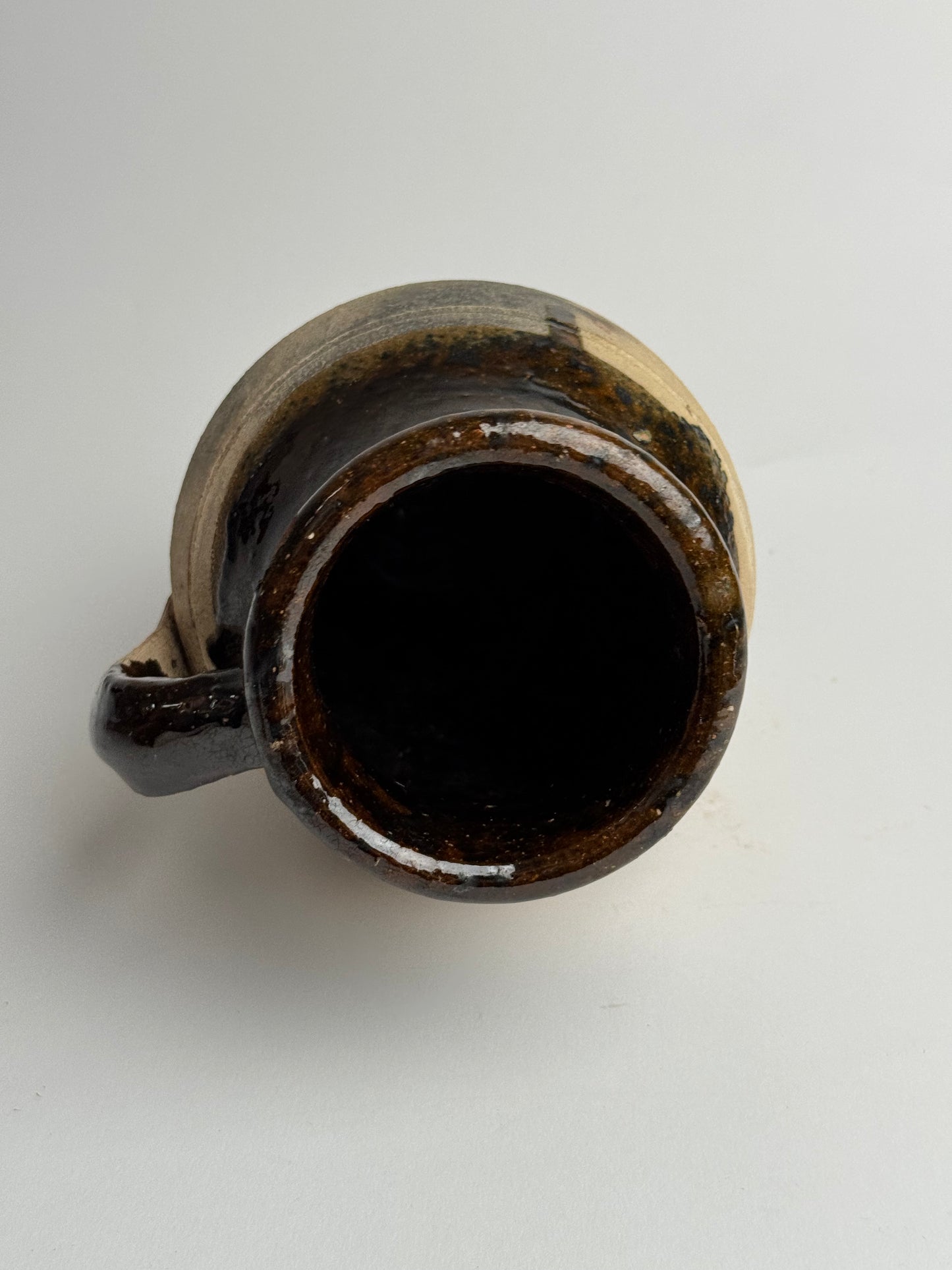 Two Toned Brown Turkish Vessel