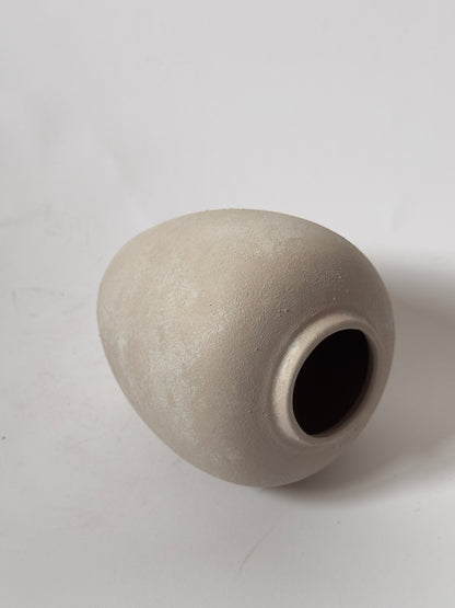 Up-cycled | WATERTIGHT Stone Effect Rounded Vase