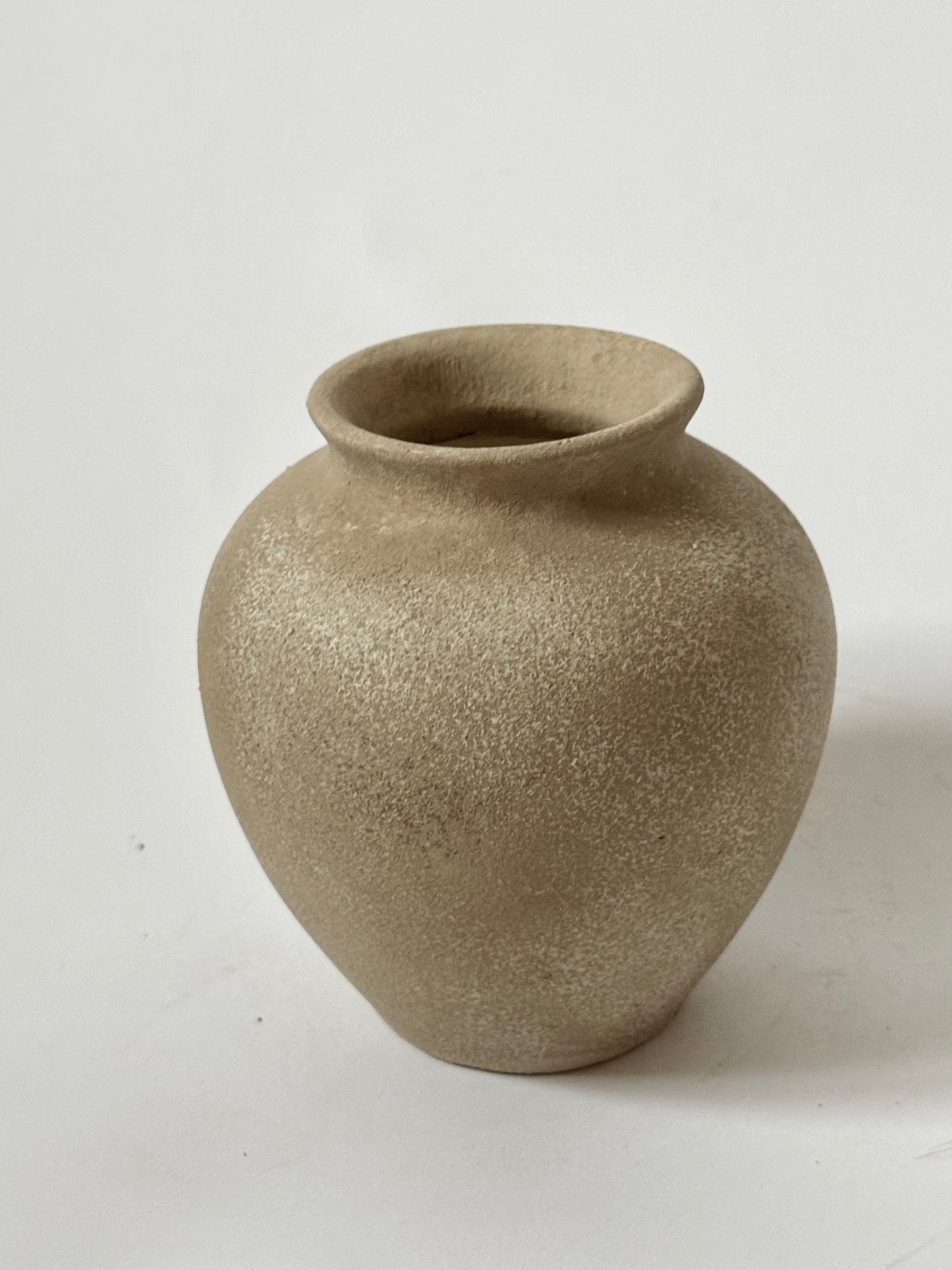 Up-Cycled | Classic Neutral Rounded Urns