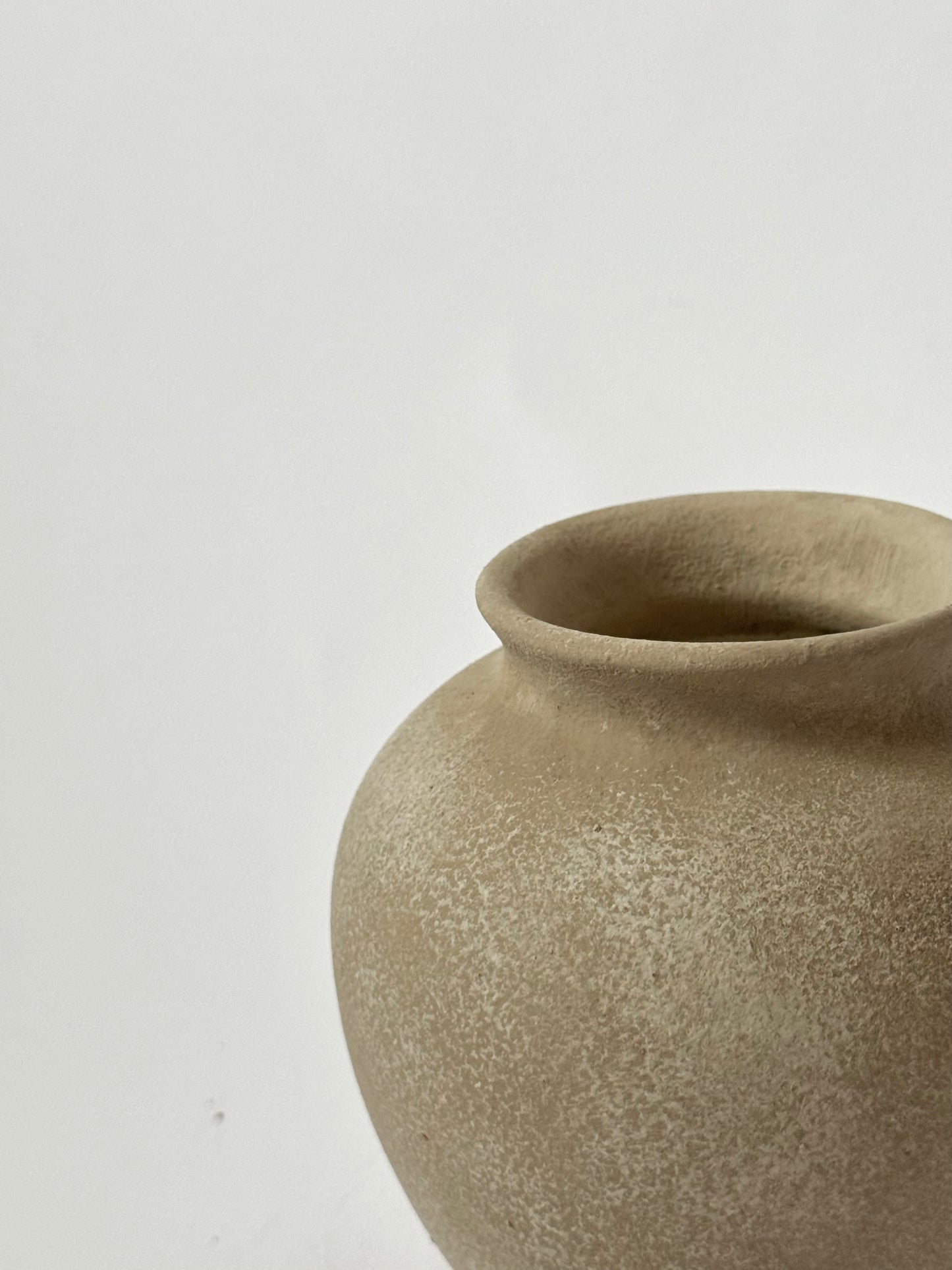 Up-Cycled | Classic Neutral Rounded Urns