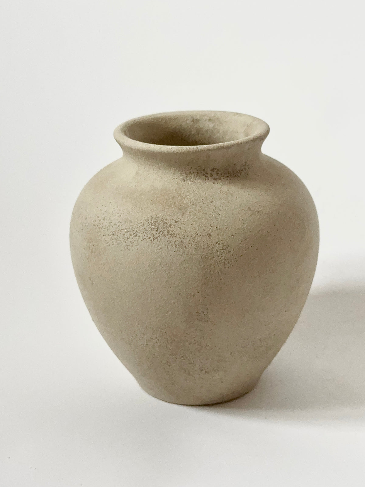 Up-Cycled | Classic Neutral Rounded Urns
