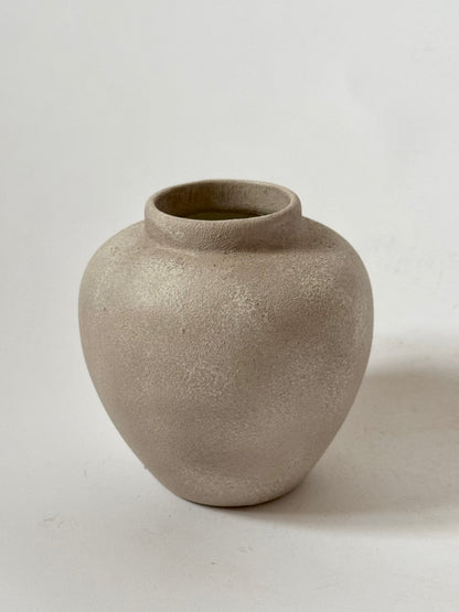 Up-cycled | WATERTIGHT Small Stone Effect Rounded Pot