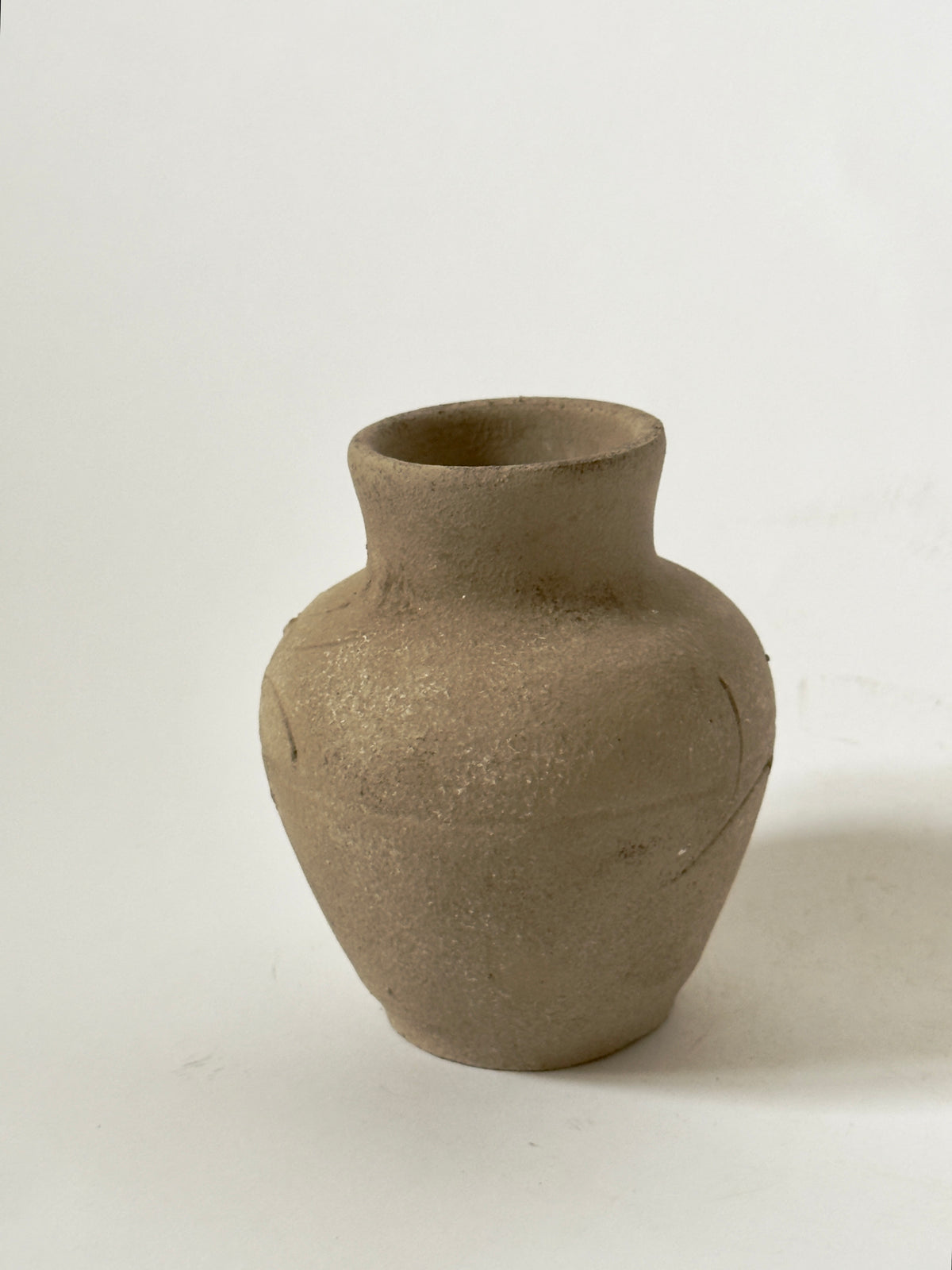 Up-Cycled | Small Engraved Rounded Pot
