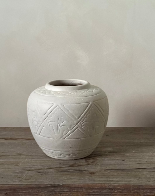 Up-cycled  |  Off-white geometric pattern urn