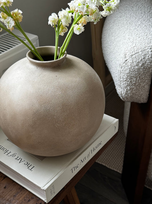 Up-cycled  |  WATERTIGHT light beige large rounded vase