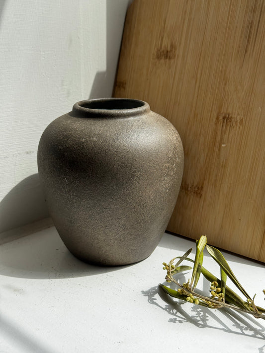 Up-cycled  |  WATERTIGHT earthy brown small rounded urn