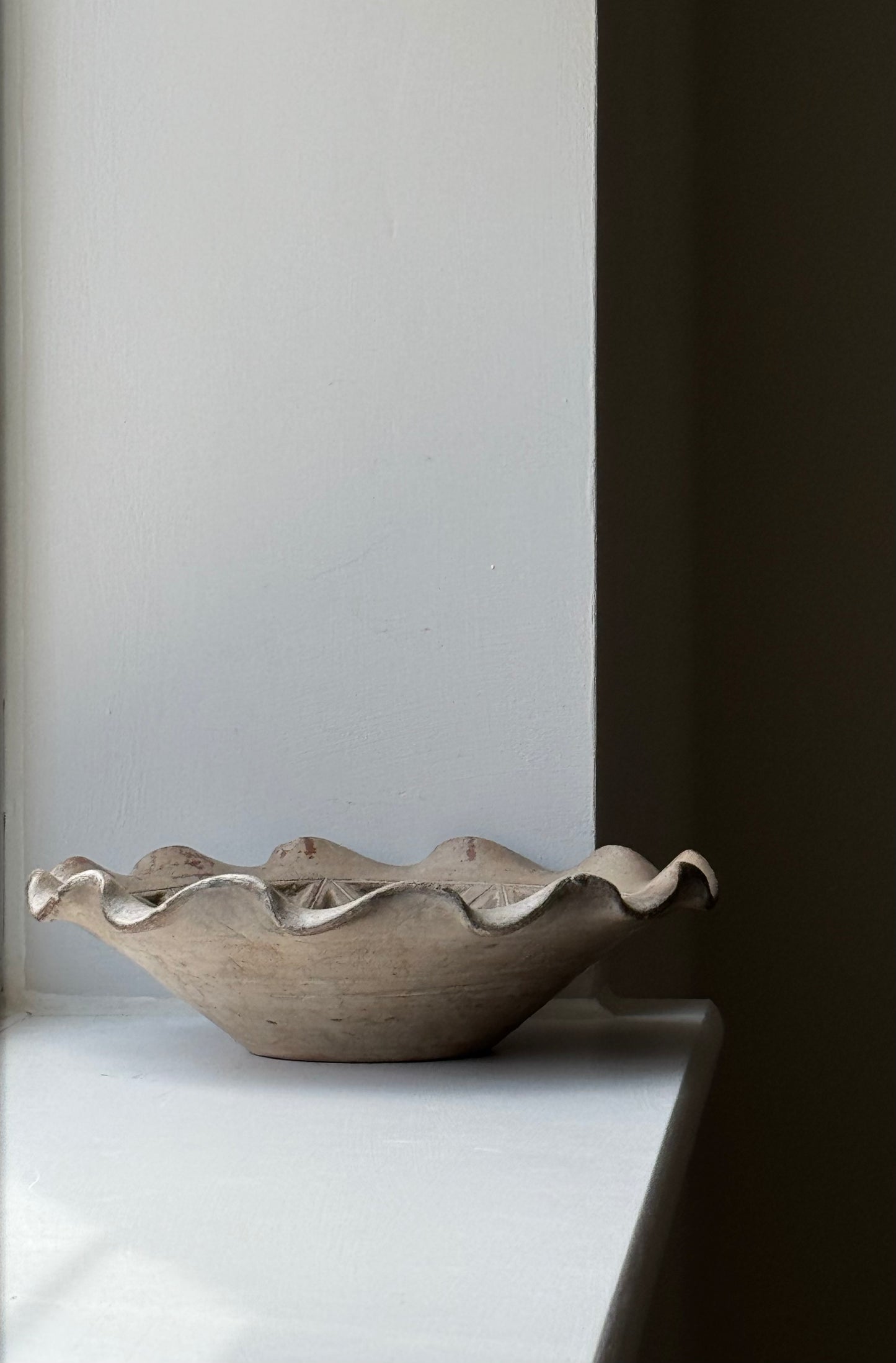 Ancient Style Wave Bowl