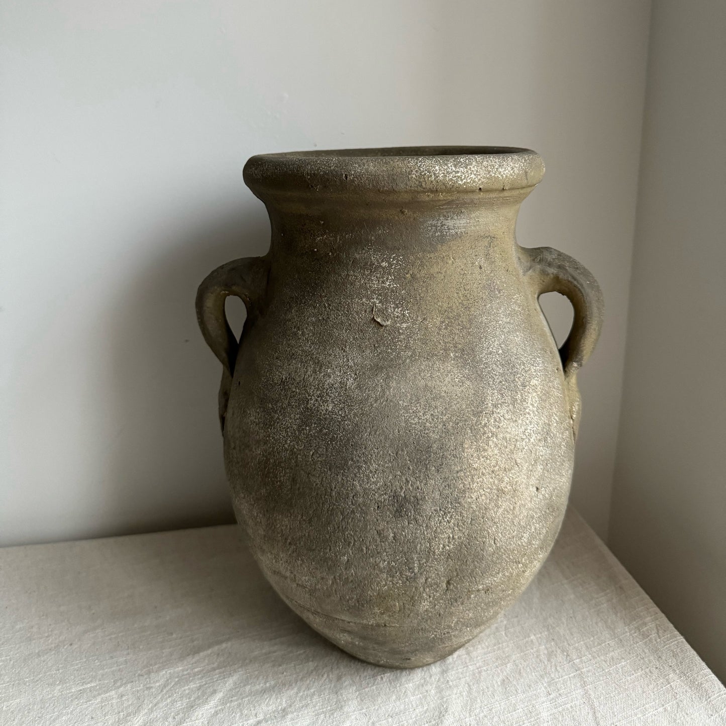 EARTH  |  Earthy brown double handled rustic vessel