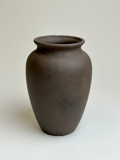 Up-cycled  |  Dark earthy brown urn