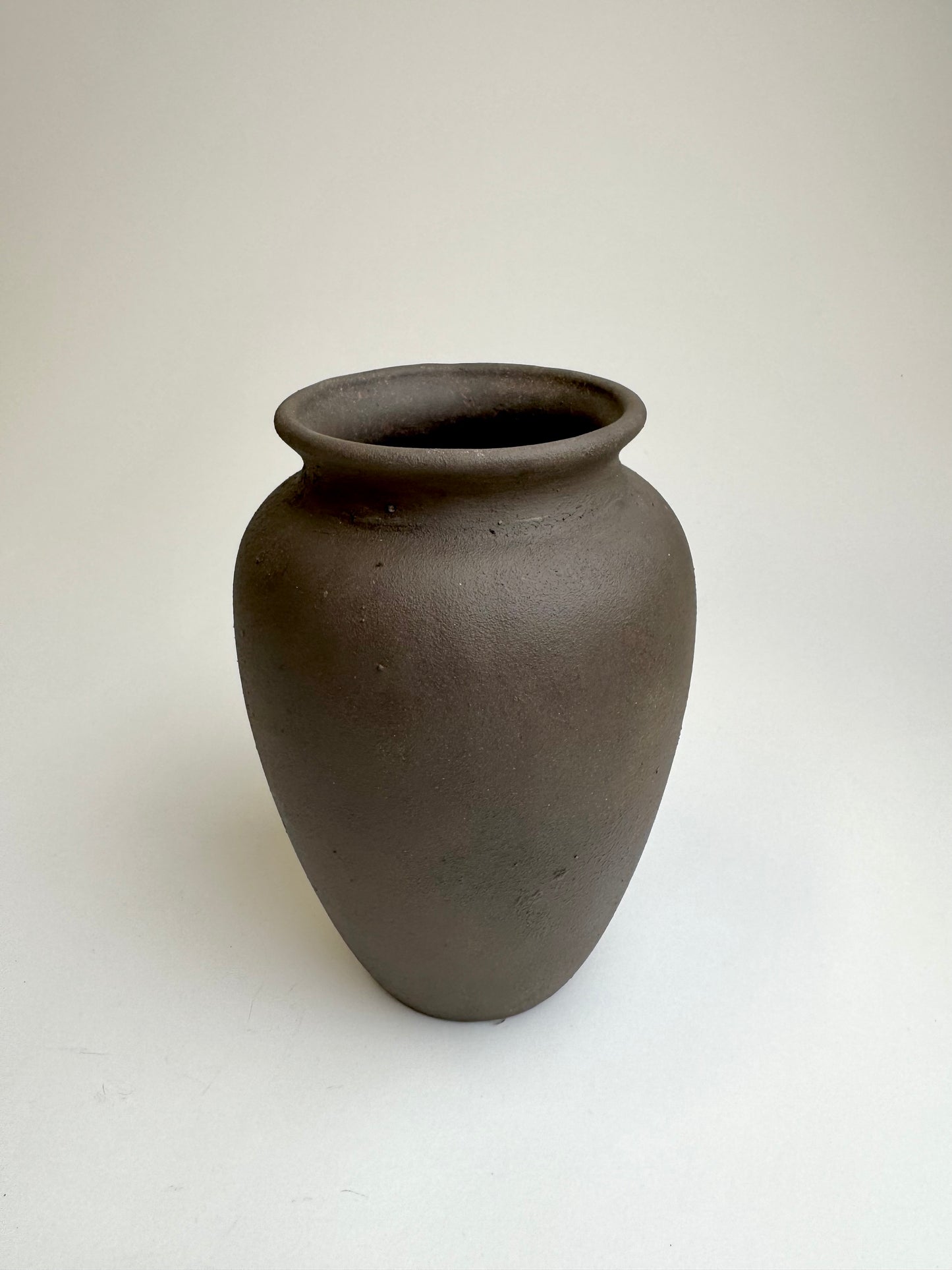 Up-cycled  |  Dark earthy brown urn
