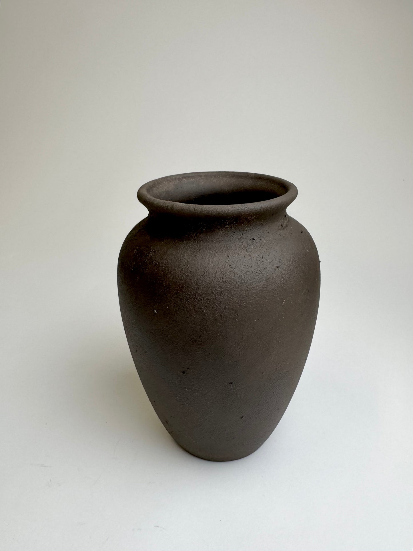 Up-cycled  |  Dark earthy brown urn