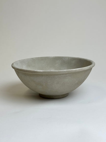 Up-cycled  |   Stone effect round decorative French-style bowl