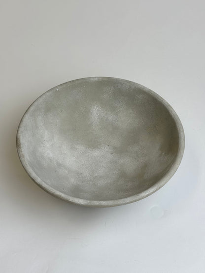 Up-cycled  |   Stone effect round decorative French-style bowl