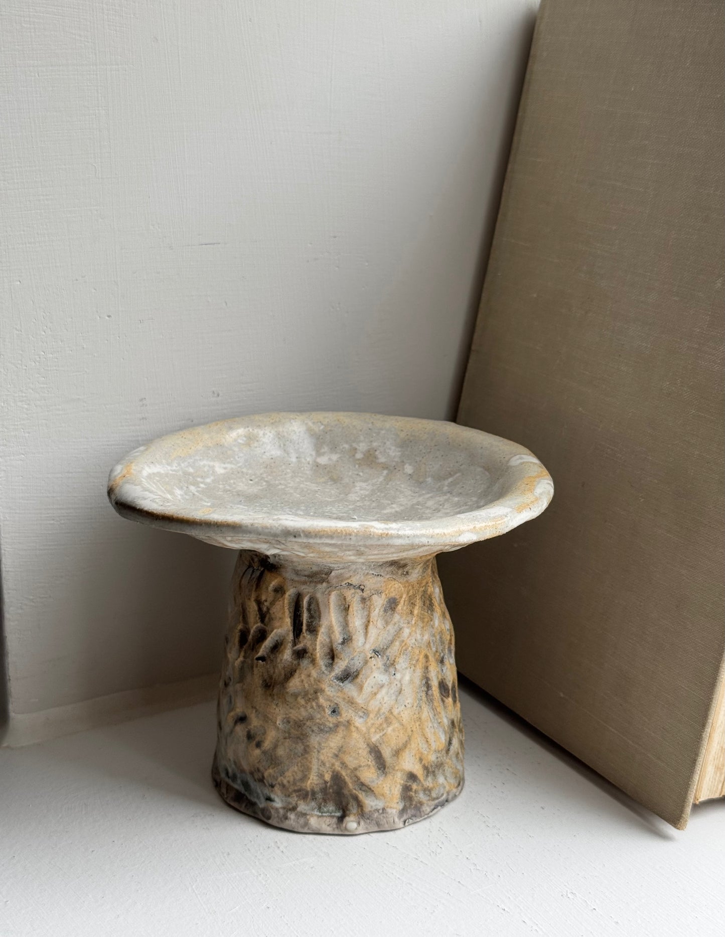 Textured Pedestal Stand