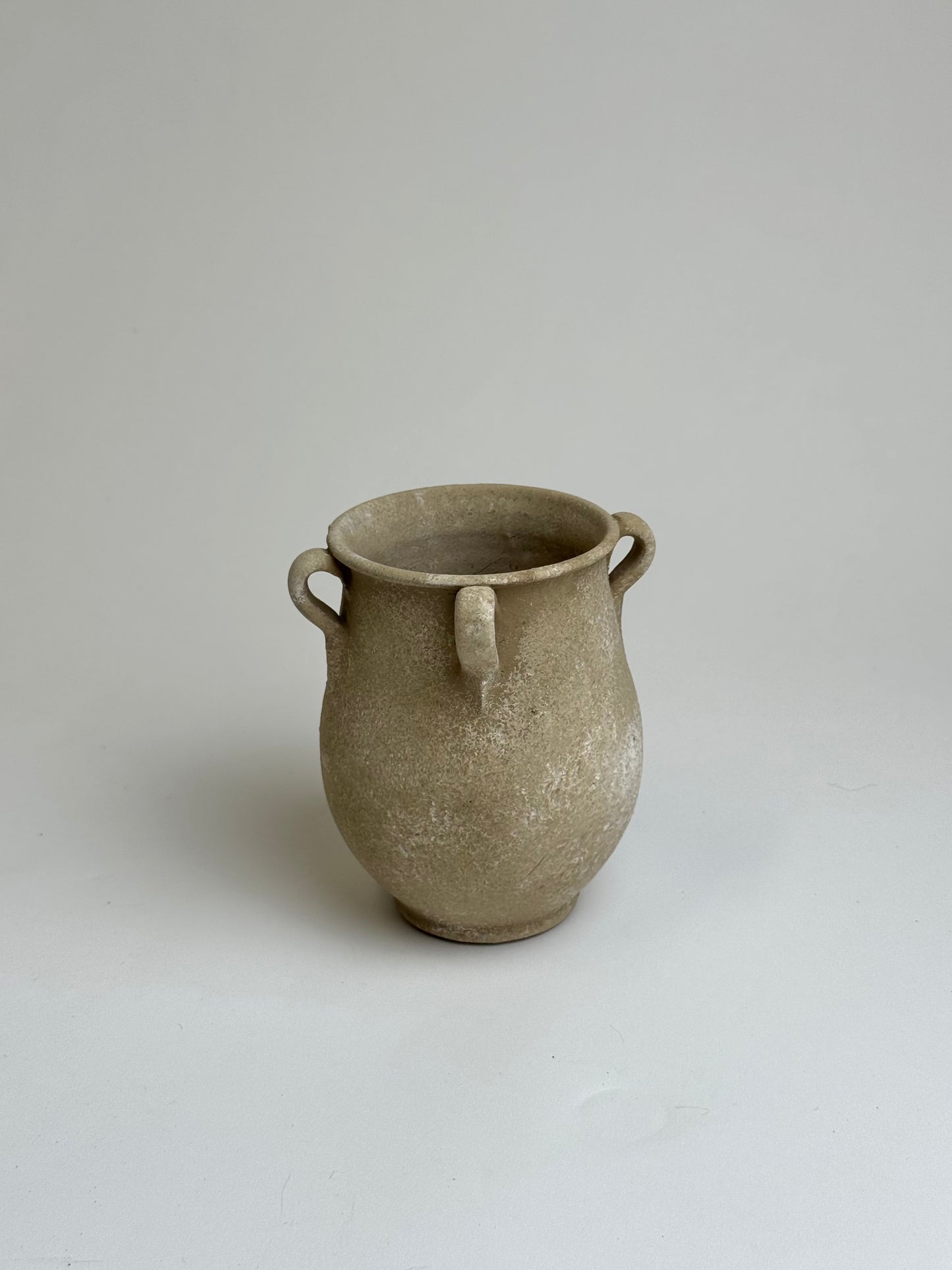 Up-cycled  |  Warm beige stone effect handled pot