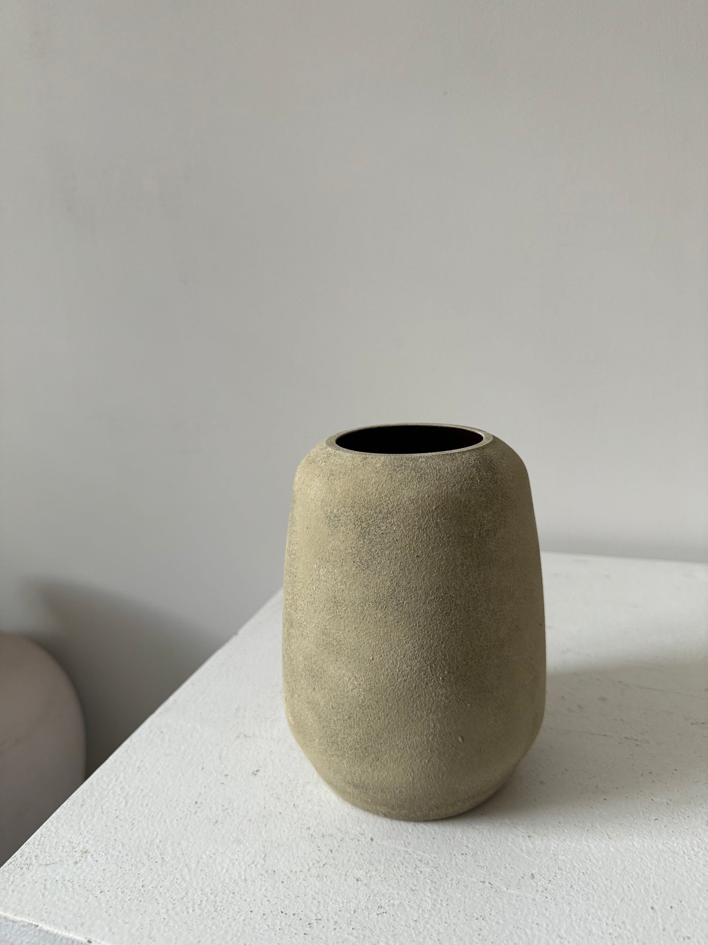 EARTH  |  warm brown square tapered vase