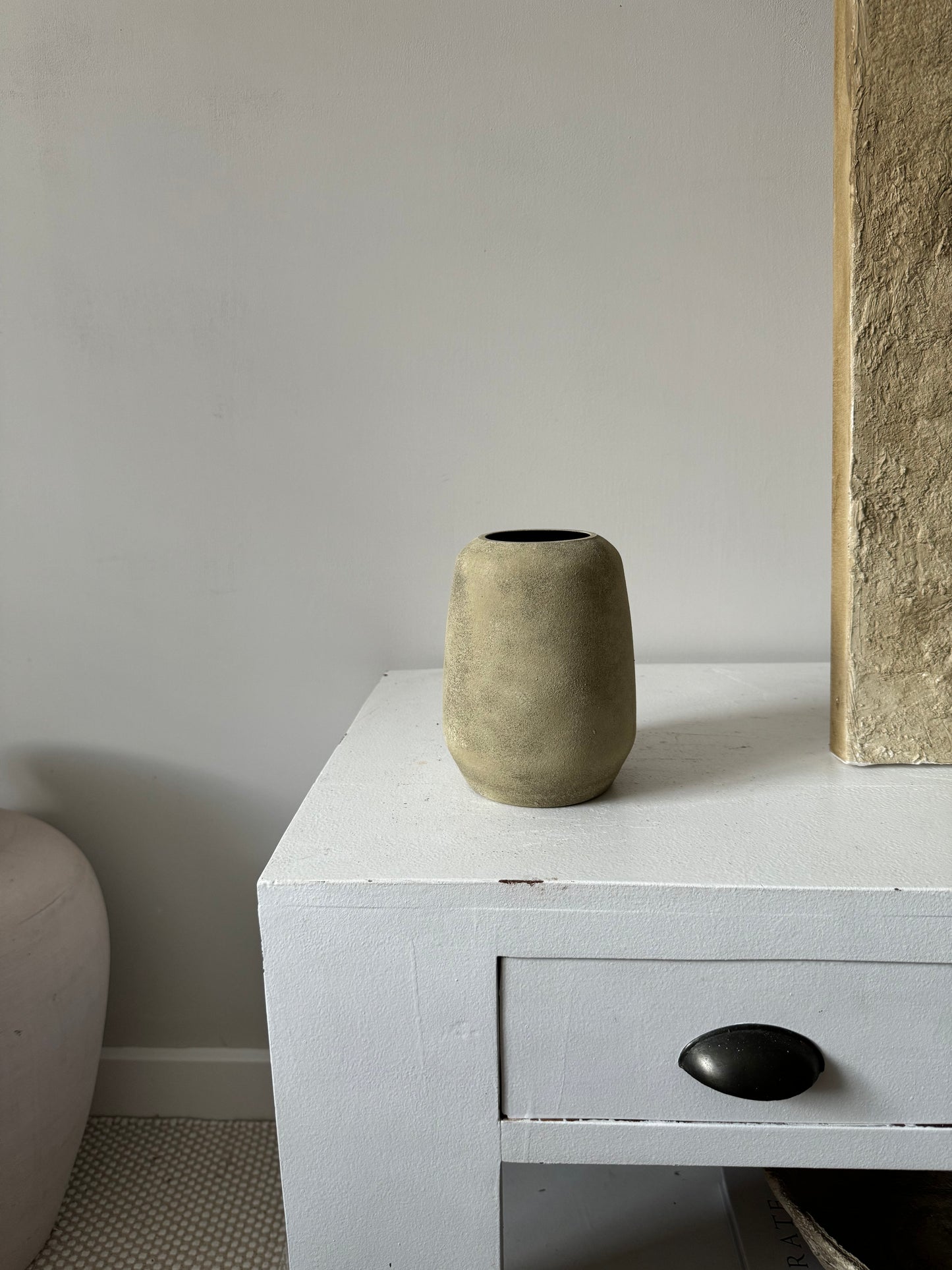 EARTH  |  warm brown square tapered vase