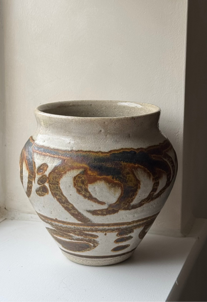 Warm Brown Pattern Tapered Pot