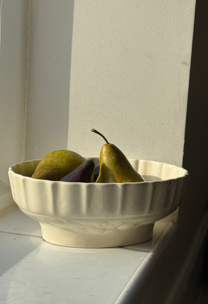 Vintage Ivory Jelly Mould