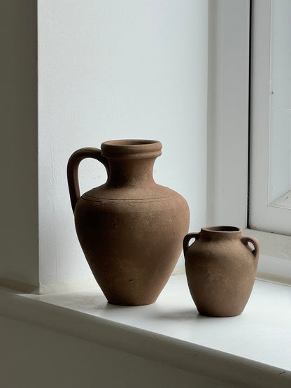 Up-cycled  |  earthy brown terracotta handled vessel