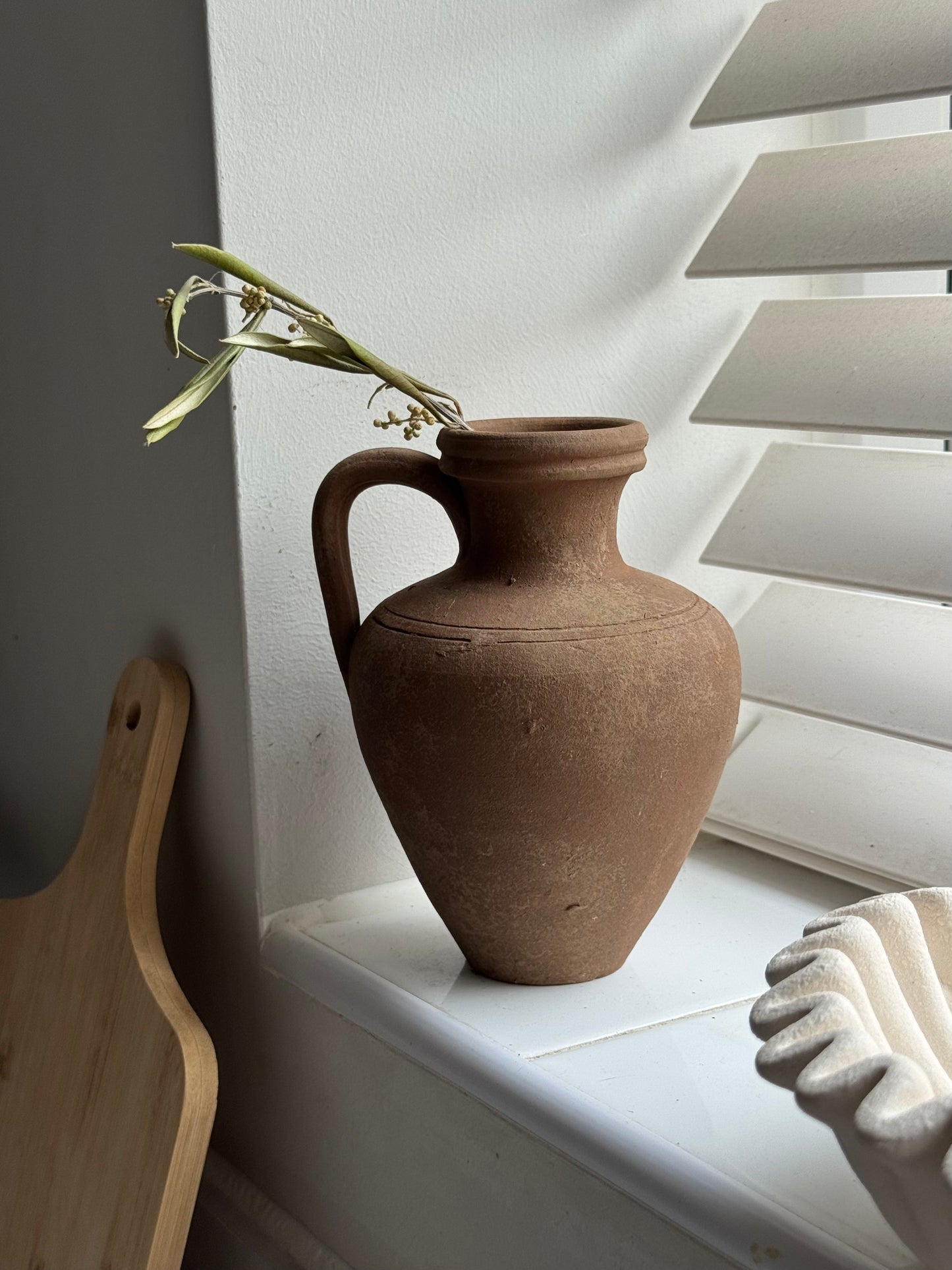 Up-cycled  |  earthy brown terracotta handled vessel