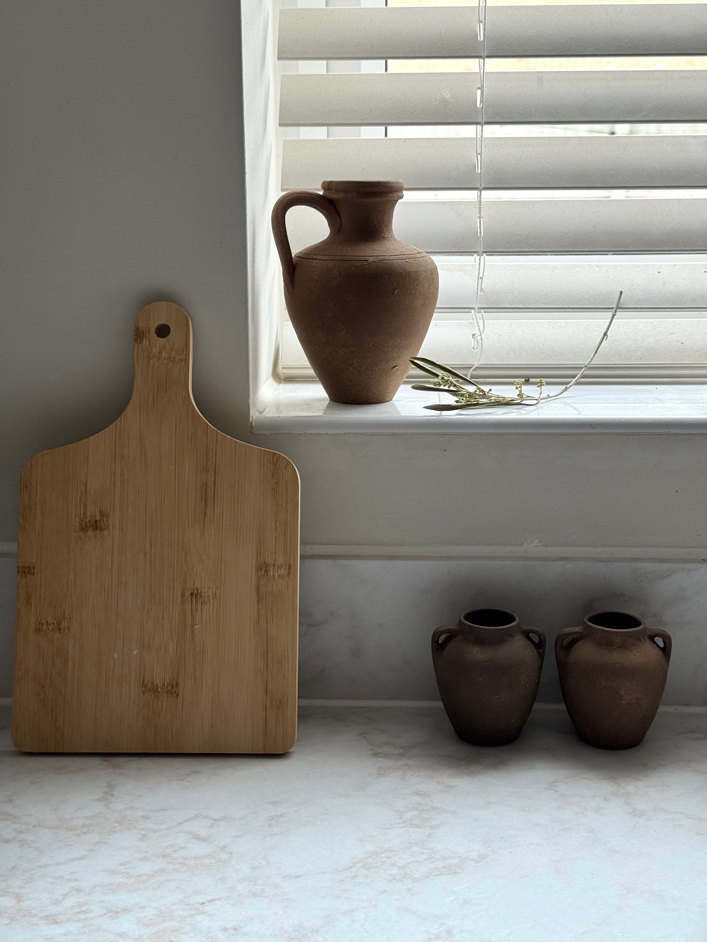 Up-cycled  |  earthy brown terracotta handled vessel