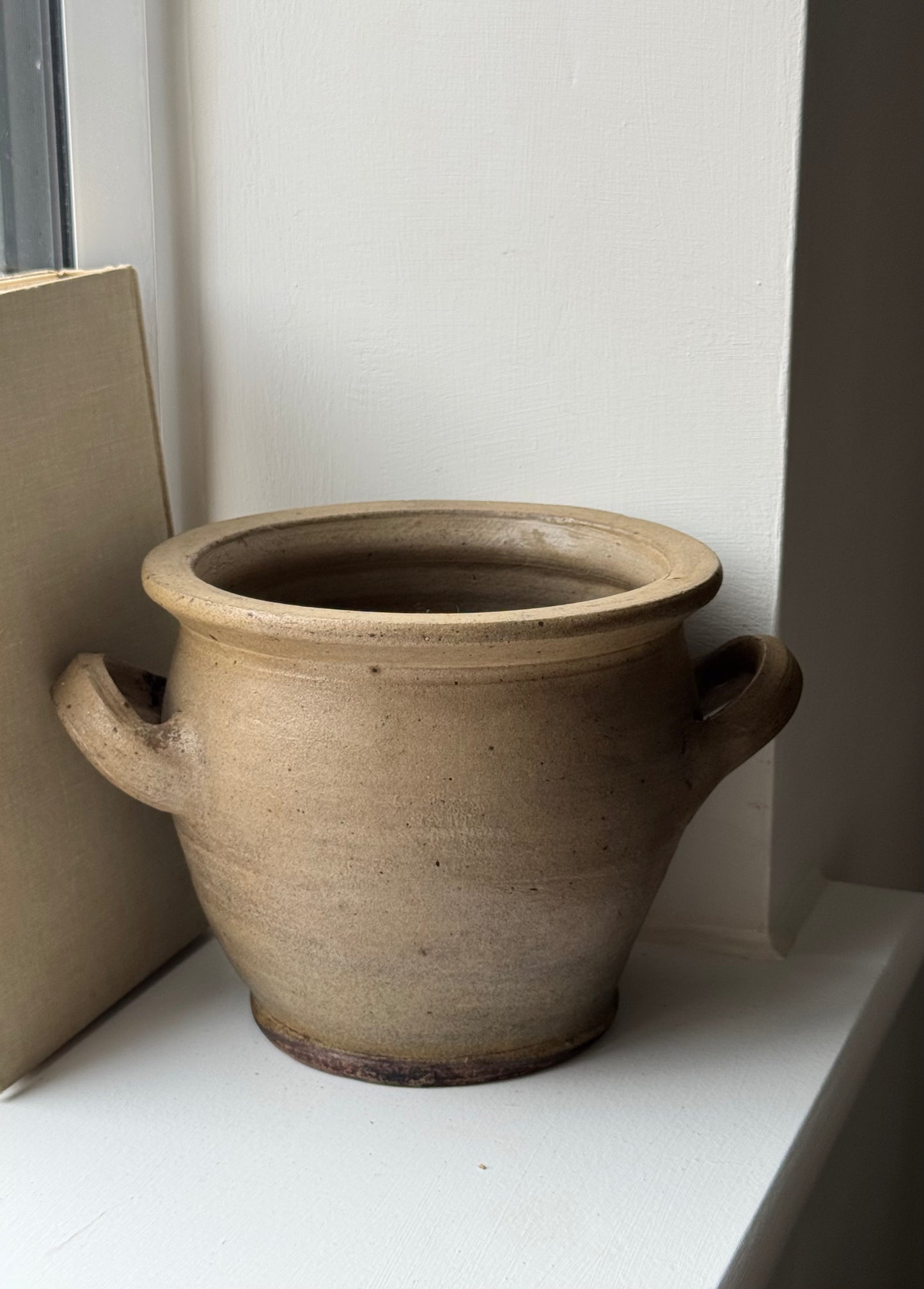 Soft Brown Twin Handled French Pot