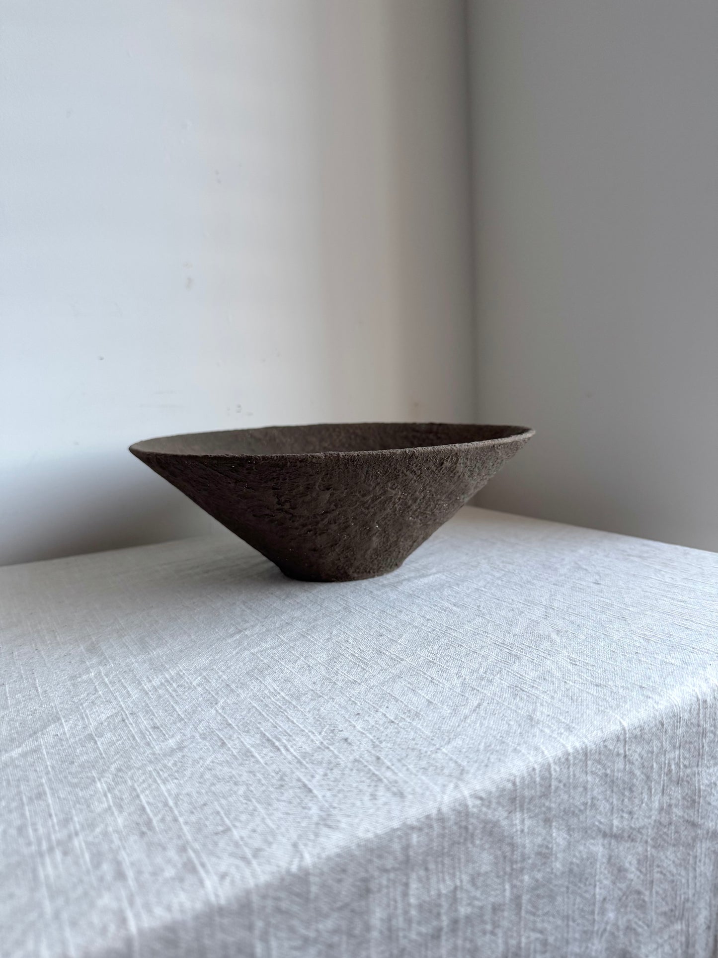 EARTH  | dark brown textured tapered display bowl