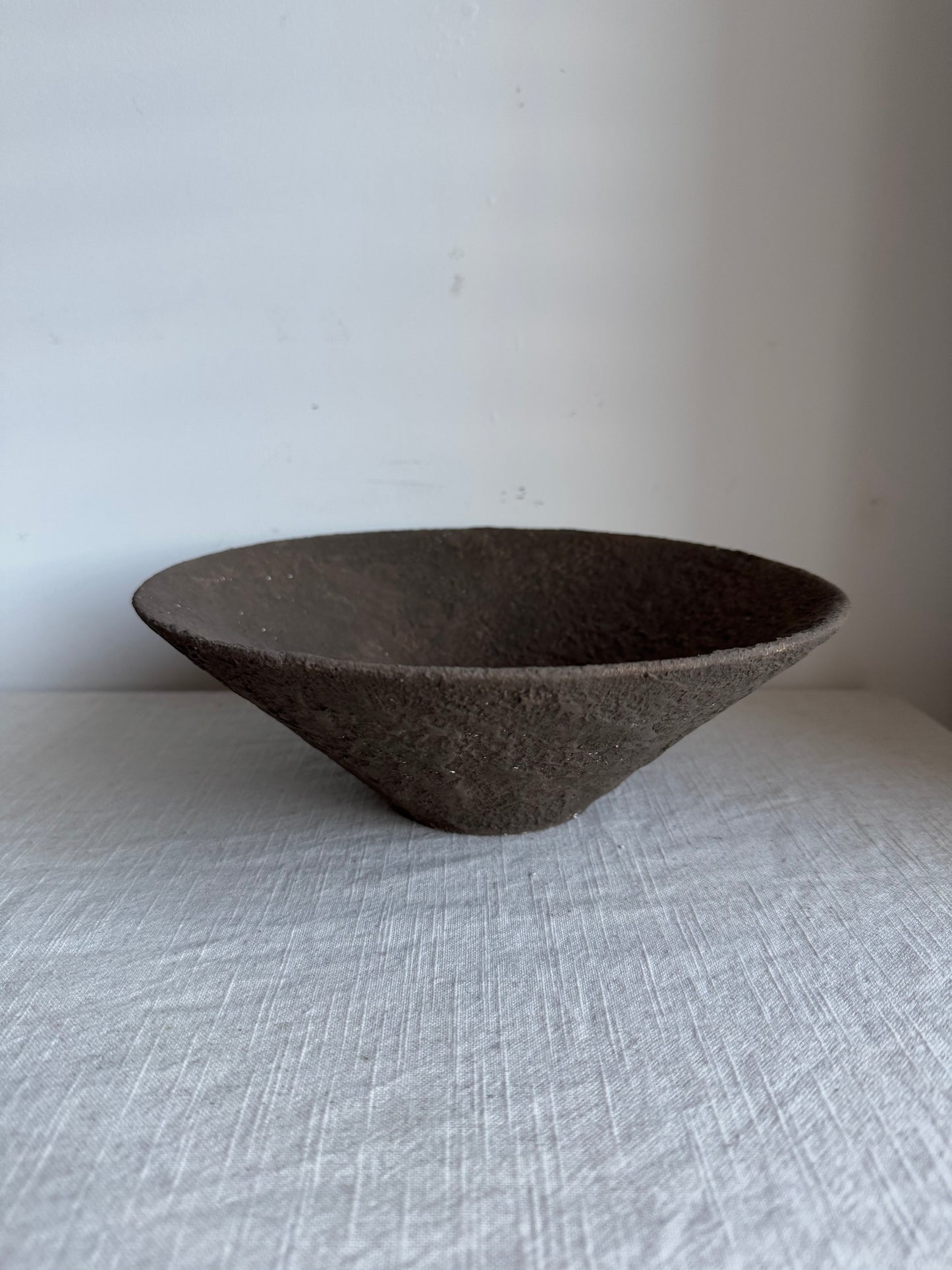 EARTH  | dark brown textured tapered display bowl