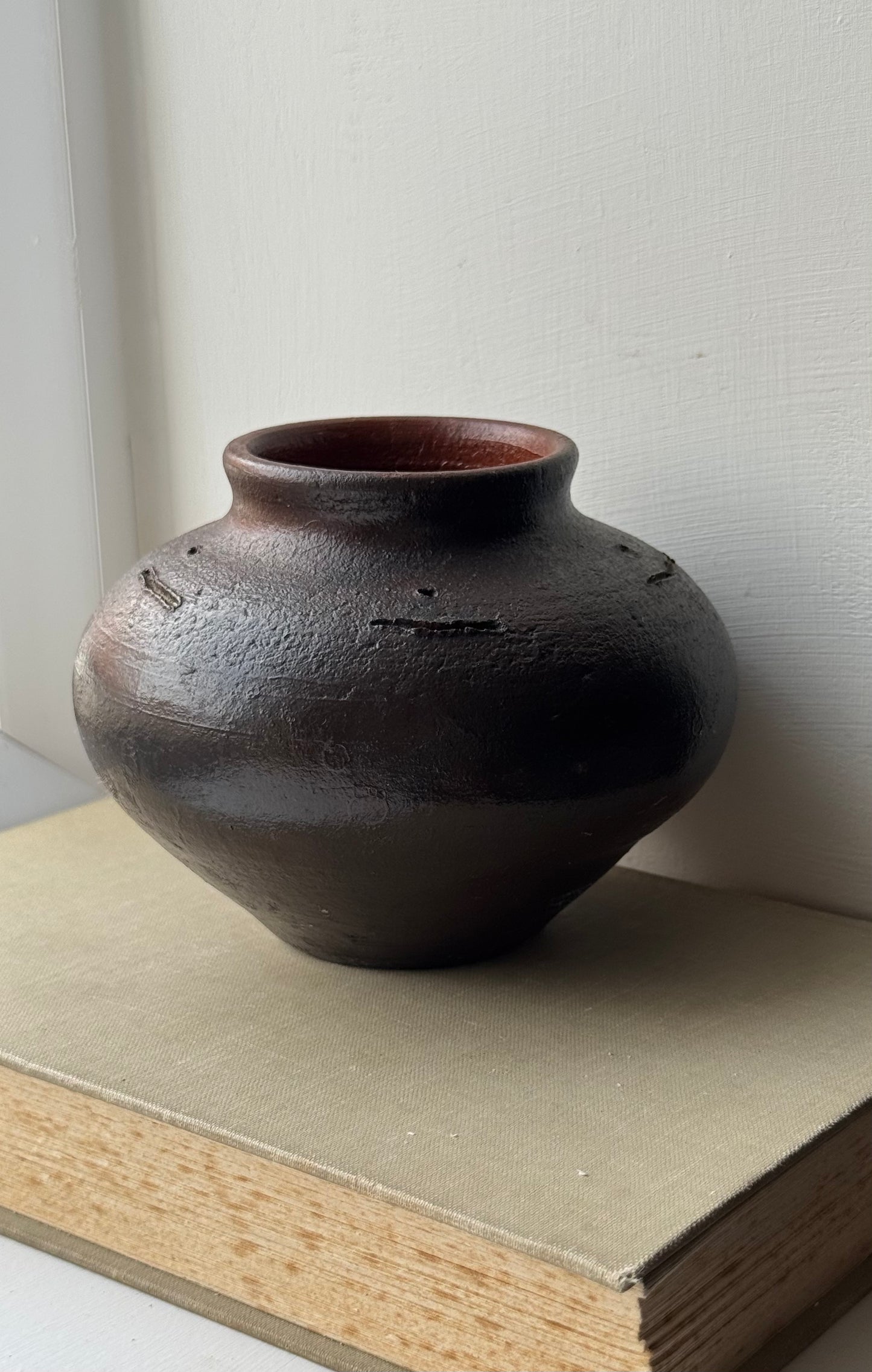 Small Deep Brown Vintage Pot