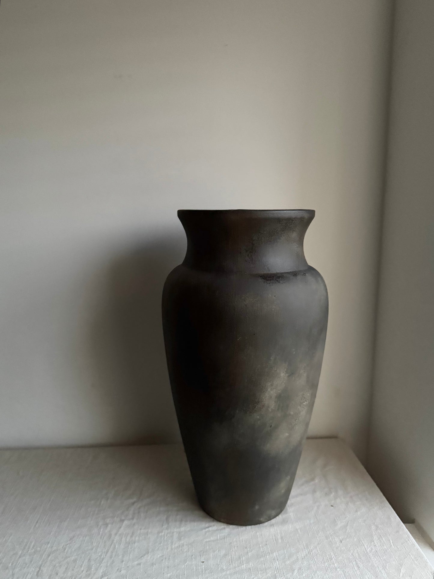 EARTH  | XL black brown earthy floor vase